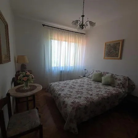 Apartment Eda