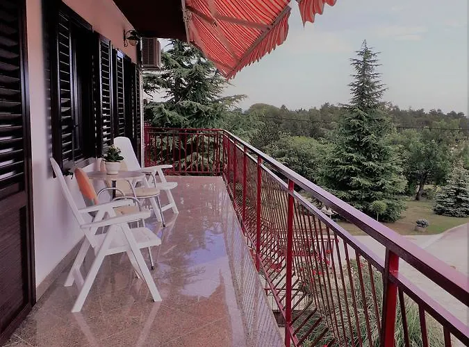 Διαμέρισμα Eda *